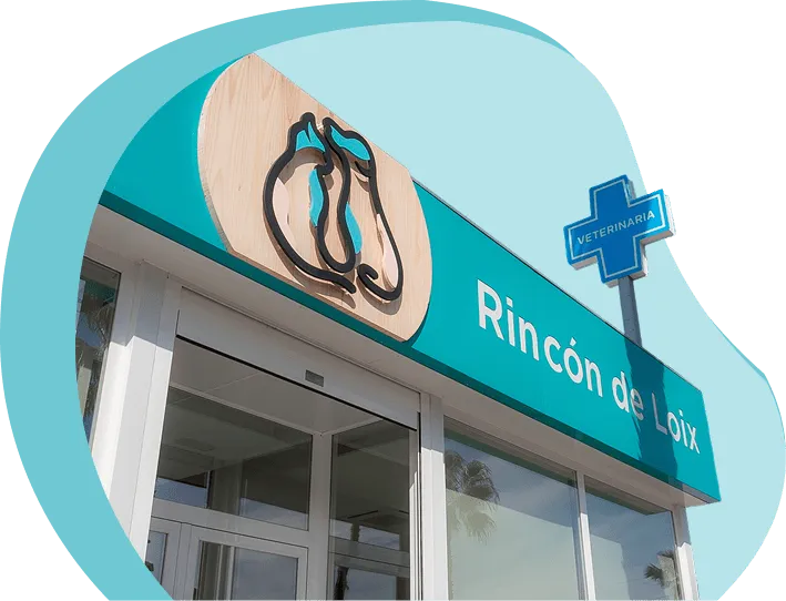 Fachada de la Clínica Veterinaria Rincón de Loix en Benidorm